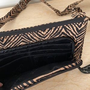NWOT Vera Bradley Little Hipster only!